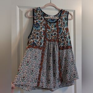 EUC- Boho Chic Sleeveless Blouse In Colorful Pattern